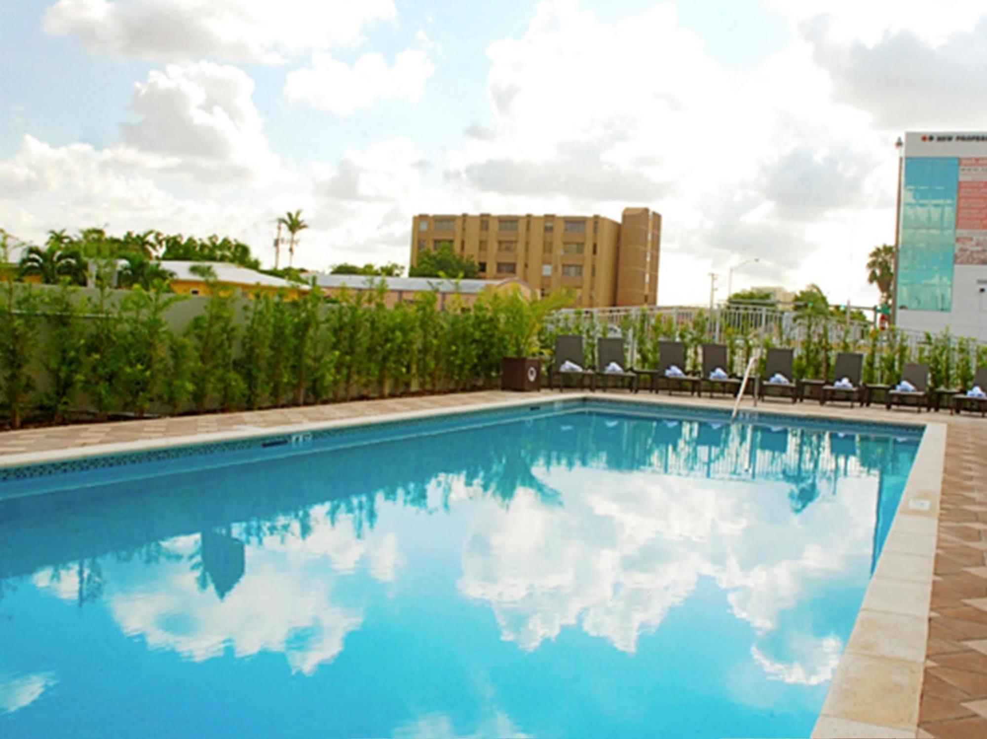 Best Western Plus Miami Intl Airport Hotel & Suites Coral Gables Eksteriør billede